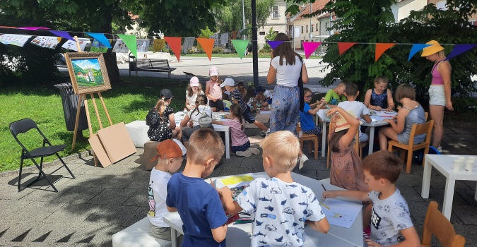 Muzej i knjižnica pod kestenom 