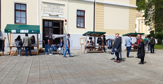 Proljetni buvljak